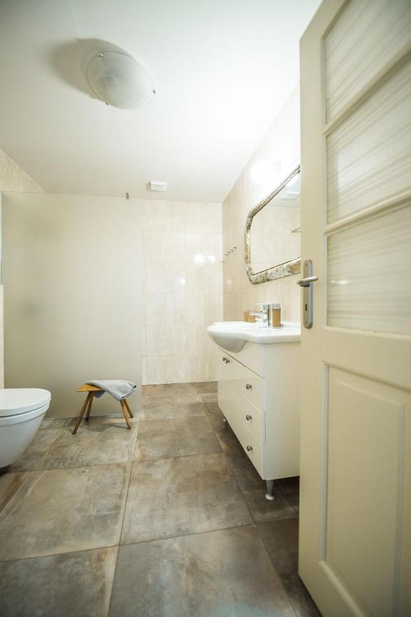 Apartmán ve Dvoře Ratiskovice Exterior foto